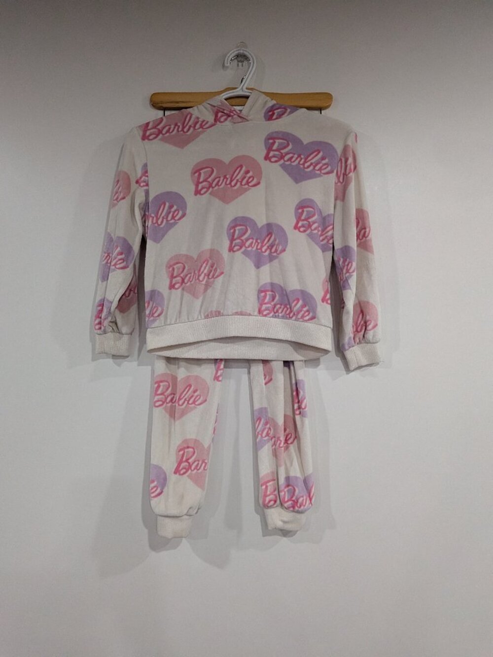 H&M Barbie All Over Print Velour Hoodie and Sweatpant Set White Pink Size 7
